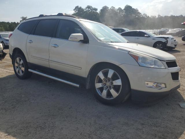 Photo 3 VIN: 1GNKVLEDXBJ215512 - CHEVROLET TRAVERSE 