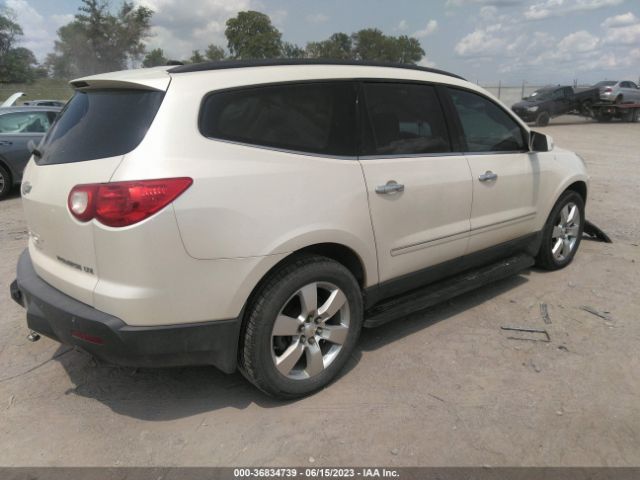 Photo 3 VIN: 1GNKVLEDXCJ159783 - CHEVROLET TRAVERSE 