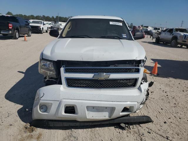 Photo 4 VIN: 1GNLC2E02BR324517 - CHEVROLET TAHOE POLI 