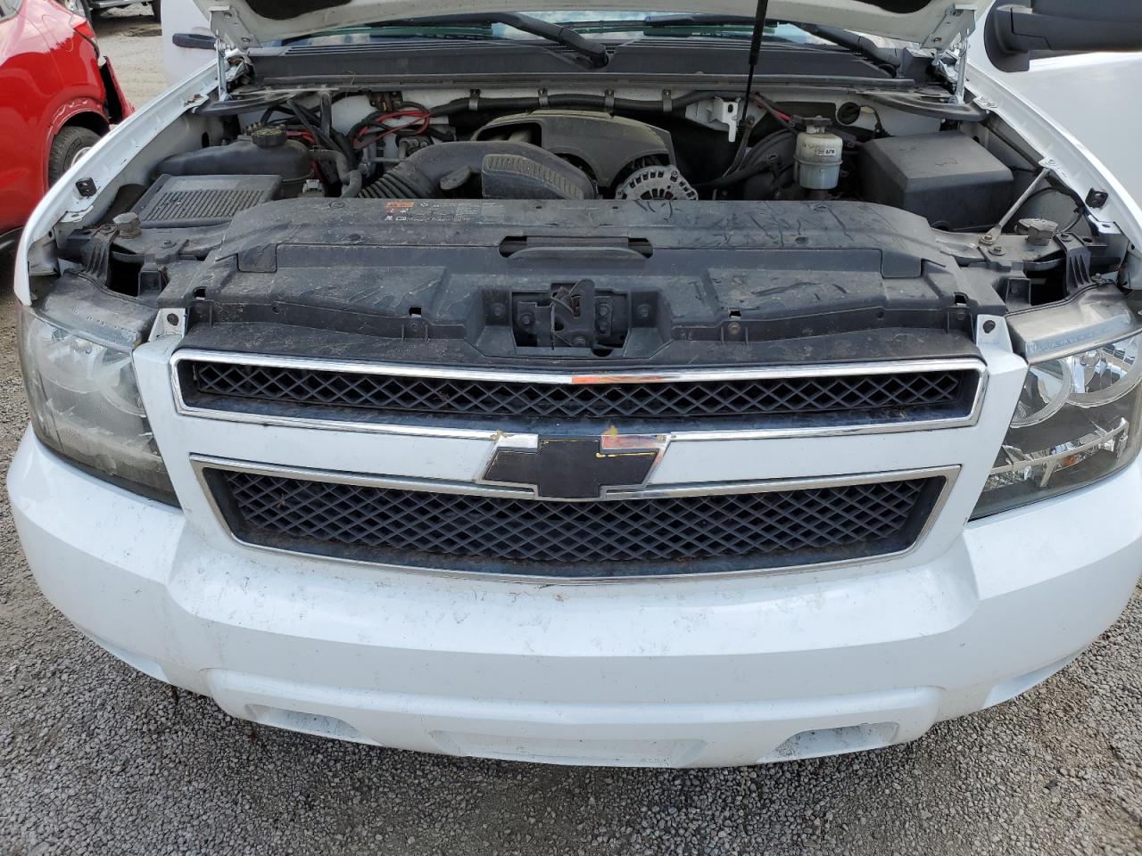 Photo 11 VIN: 1GNLC2E04DR212515 - CHEVROLET TAHOE 