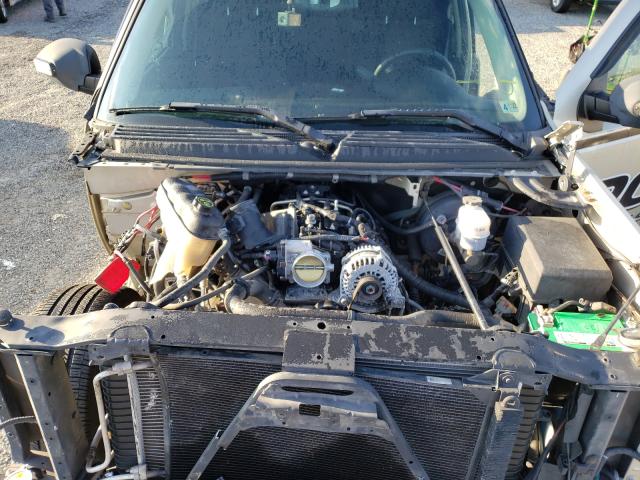 Photo 6 VIN: 1GNLC2E05DR314065 - CHEVROLET TAHOE POLI 