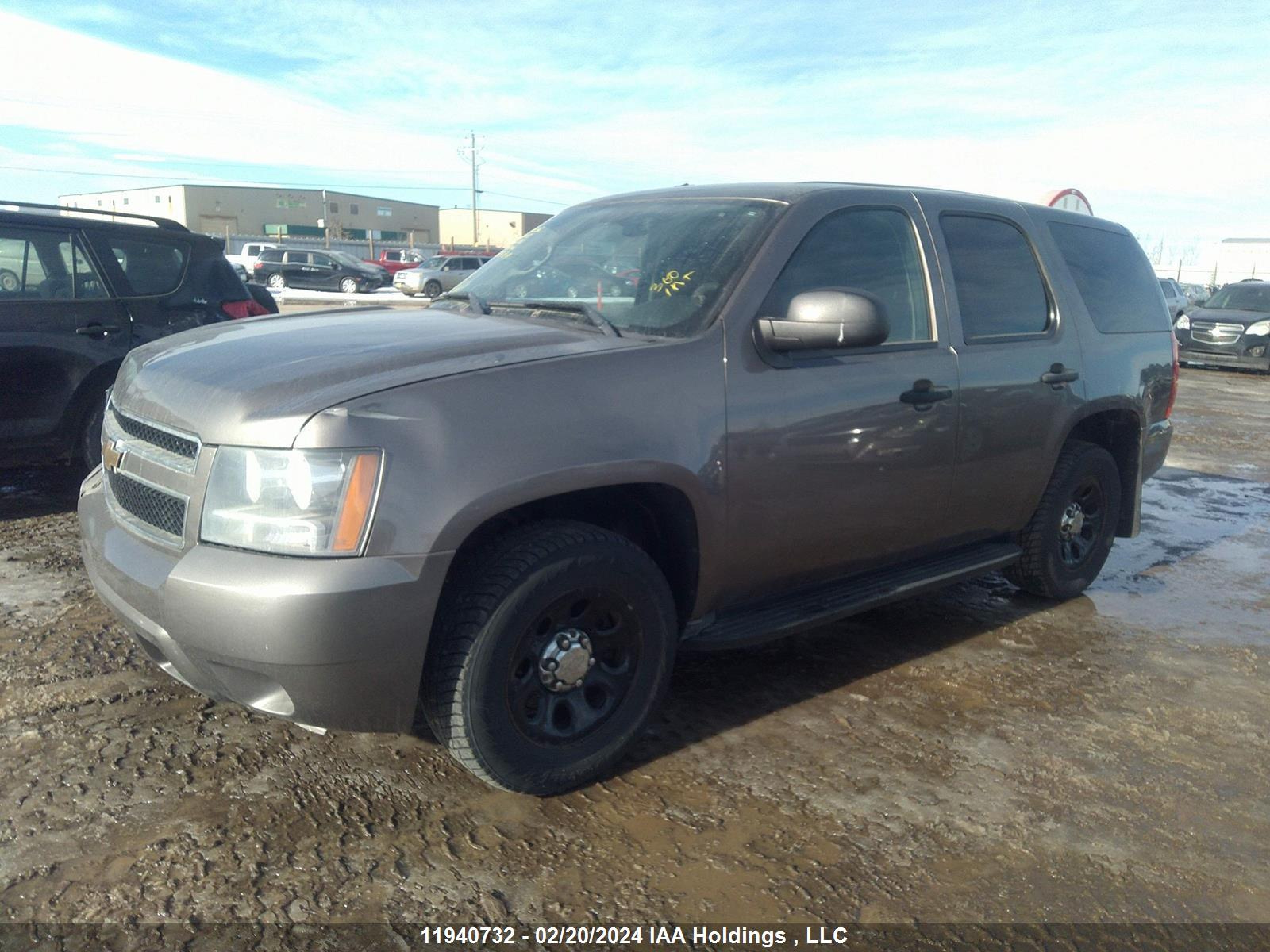 Photo 1 VIN: 1GNLC2E08BR353861 - CHEVROLET TAHOE 