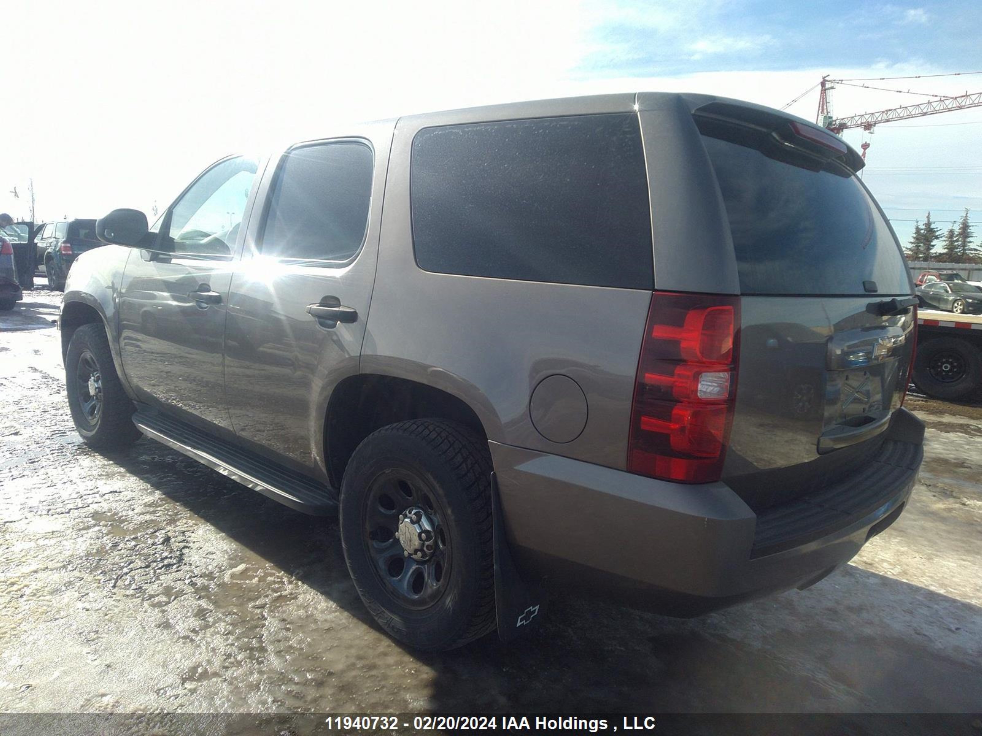 Photo 2 VIN: 1GNLC2E08BR353861 - CHEVROLET TAHOE 