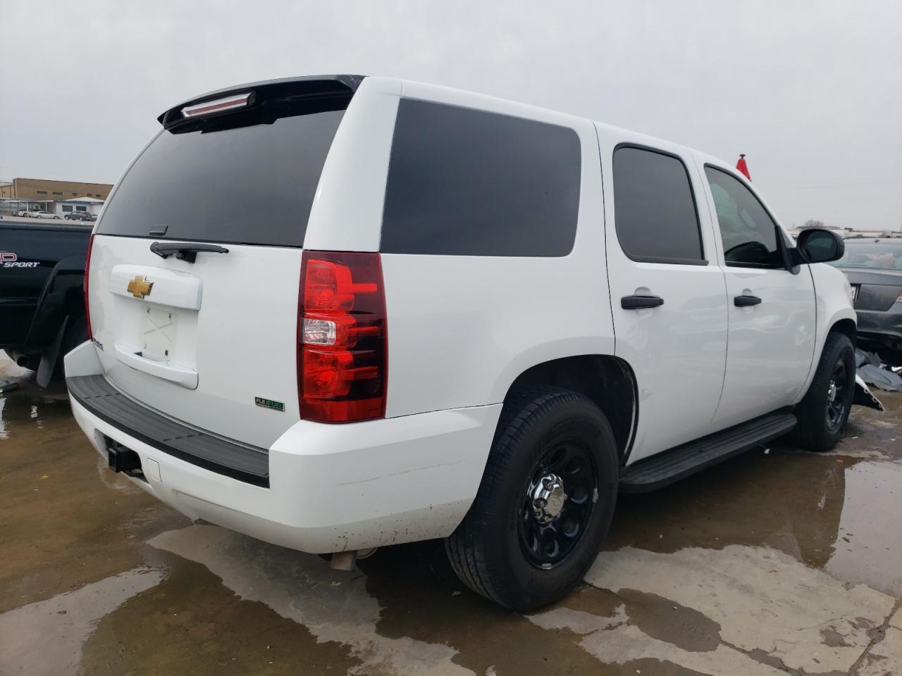 Photo 2 VIN: 1GNLC2E0XCR318563 - CHEVROLET TAHOE 