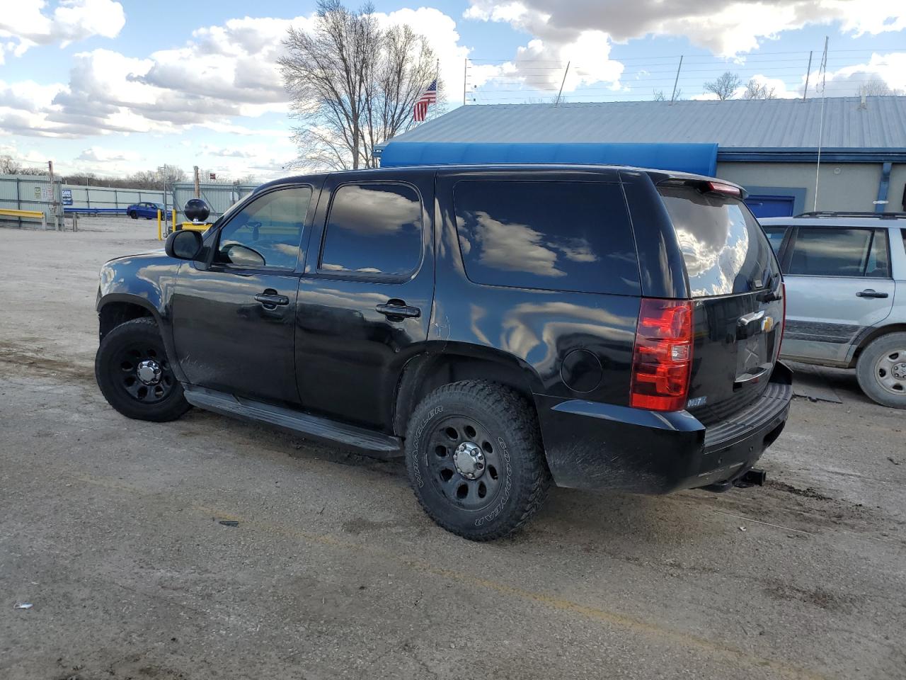 Photo 1 VIN: 1GNLC2E0XER179344 - CHEVROLET TAHOE 