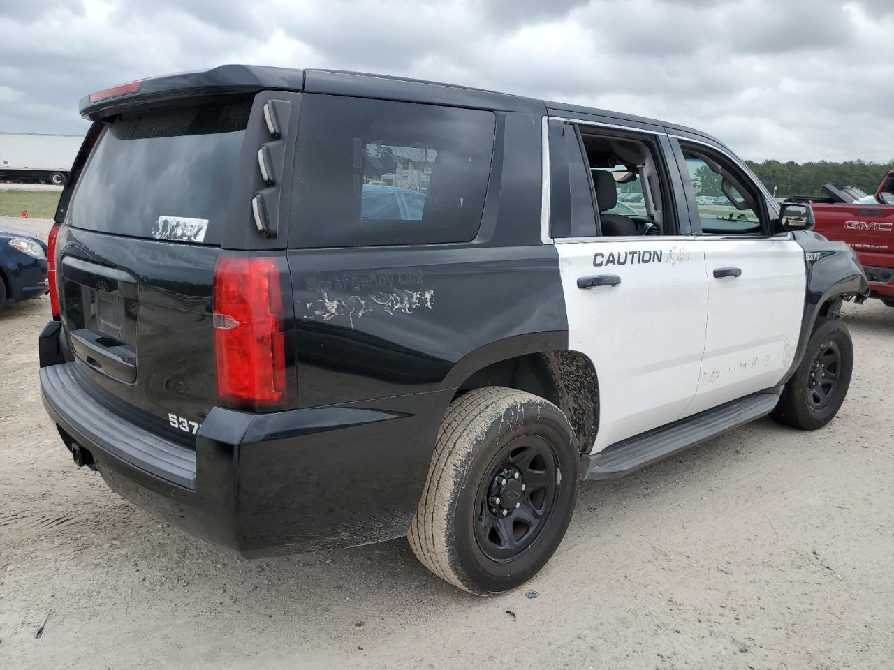 Photo 2 VIN: 1GNLC2ECXFR574152 - CHEVROLET TAHOE 