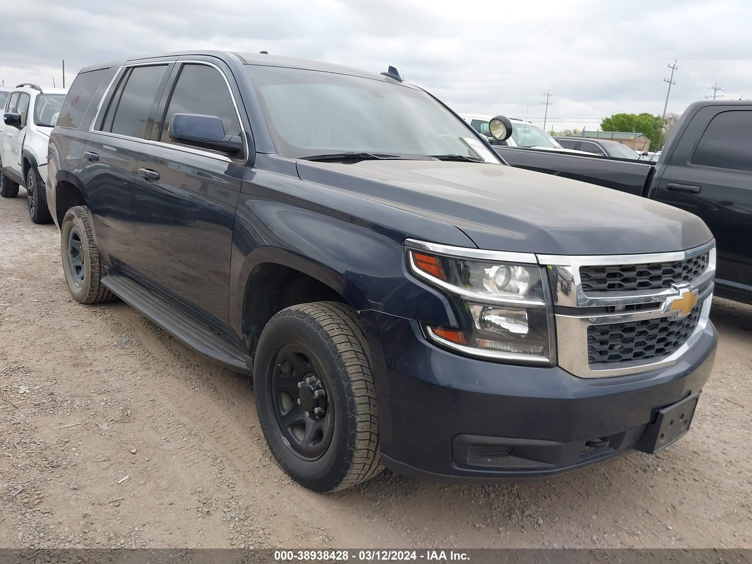 Photo 0 VIN: 1GNLCDEC1KR247399 - CHEVROLET TAHOE 