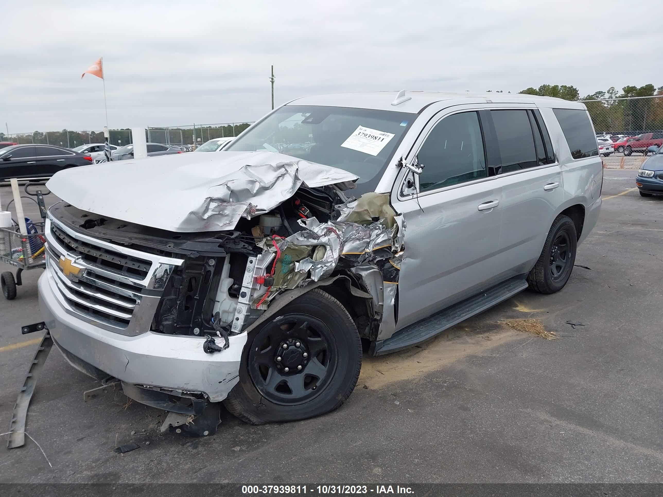 Photo 1 VIN: 1GNLCDEC3KR384182 - CHEVROLET TAHOE 