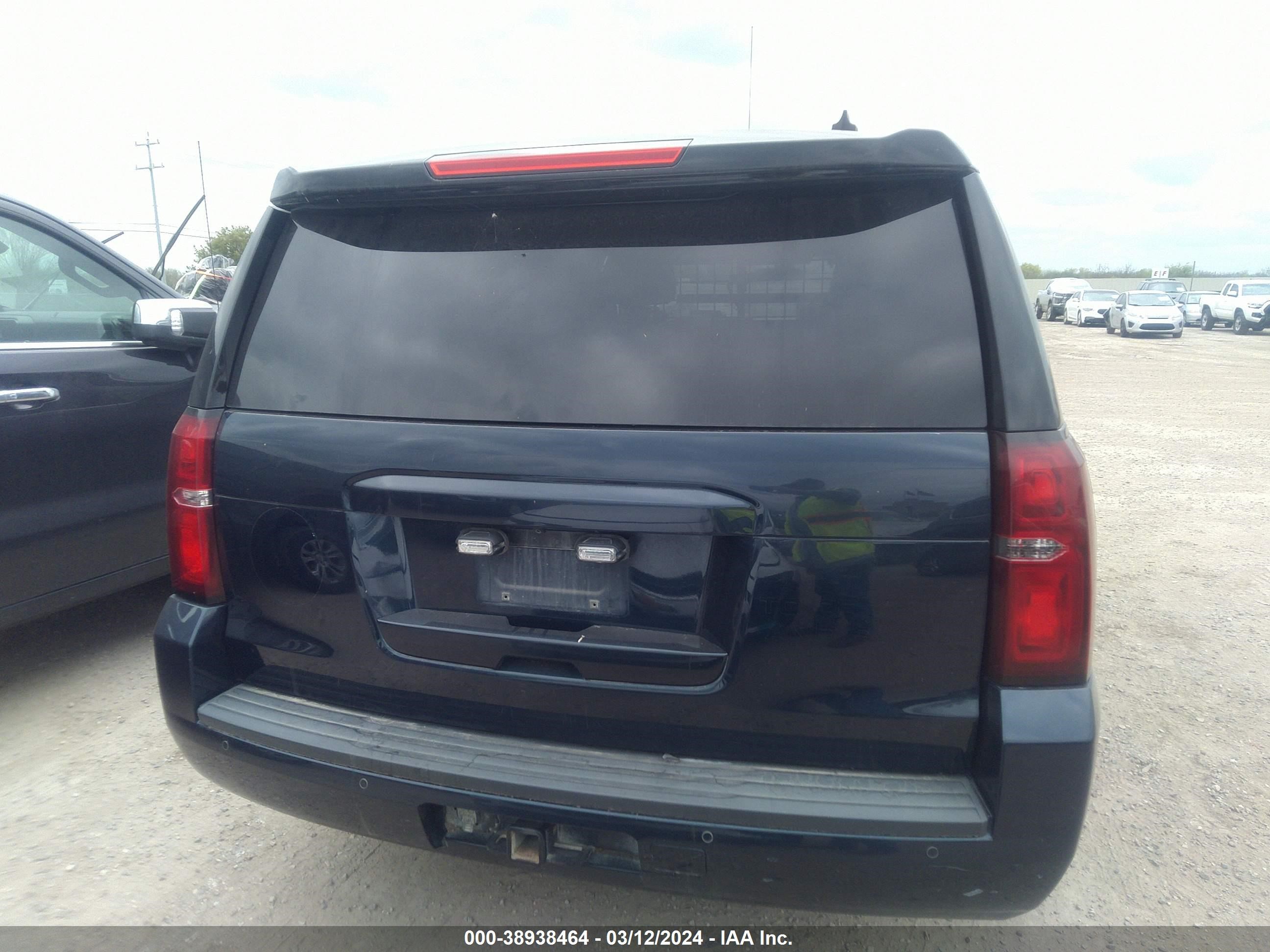 Photo 15 VIN: 1GNLCDEC4GR436670 - CHEVROLET TAHOE 