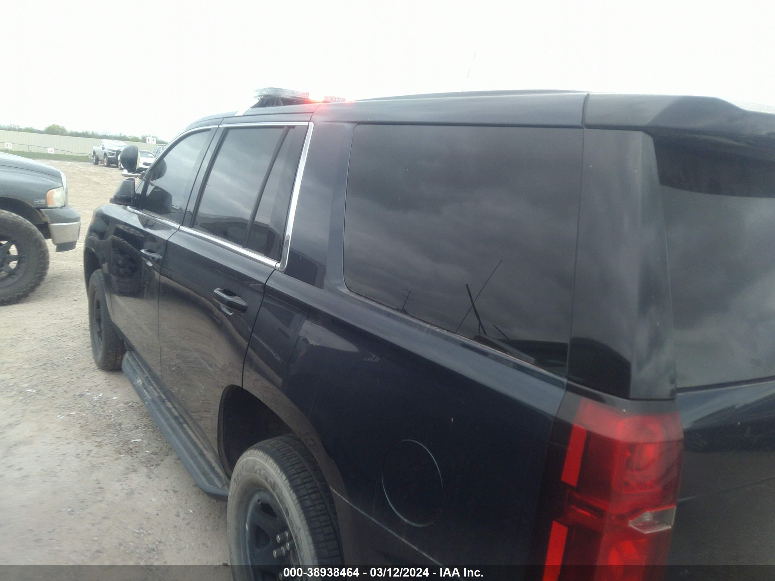 Photo 20 VIN: 1GNLCDEC4GR436670 - CHEVROLET TAHOE 