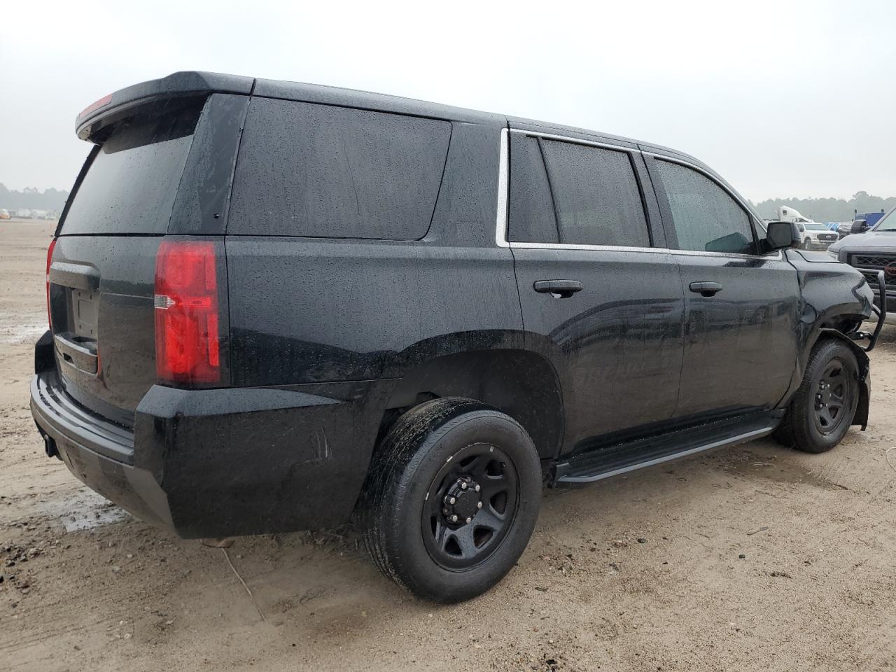 Photo 2 VIN: 1GNLCDEC8LR245683 - CHEVROLET TAHOE 