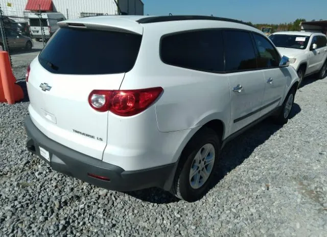 Photo 3 VIN: 1GNLREED3AS140276 - CHEVROLET TRAVERSE 