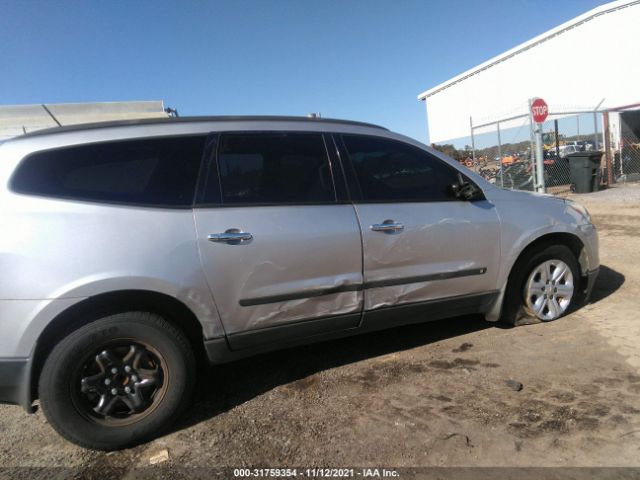 Photo 5 VIN: 1GNLREEDXAS130960 - CHEVROLET TRAVERSE 