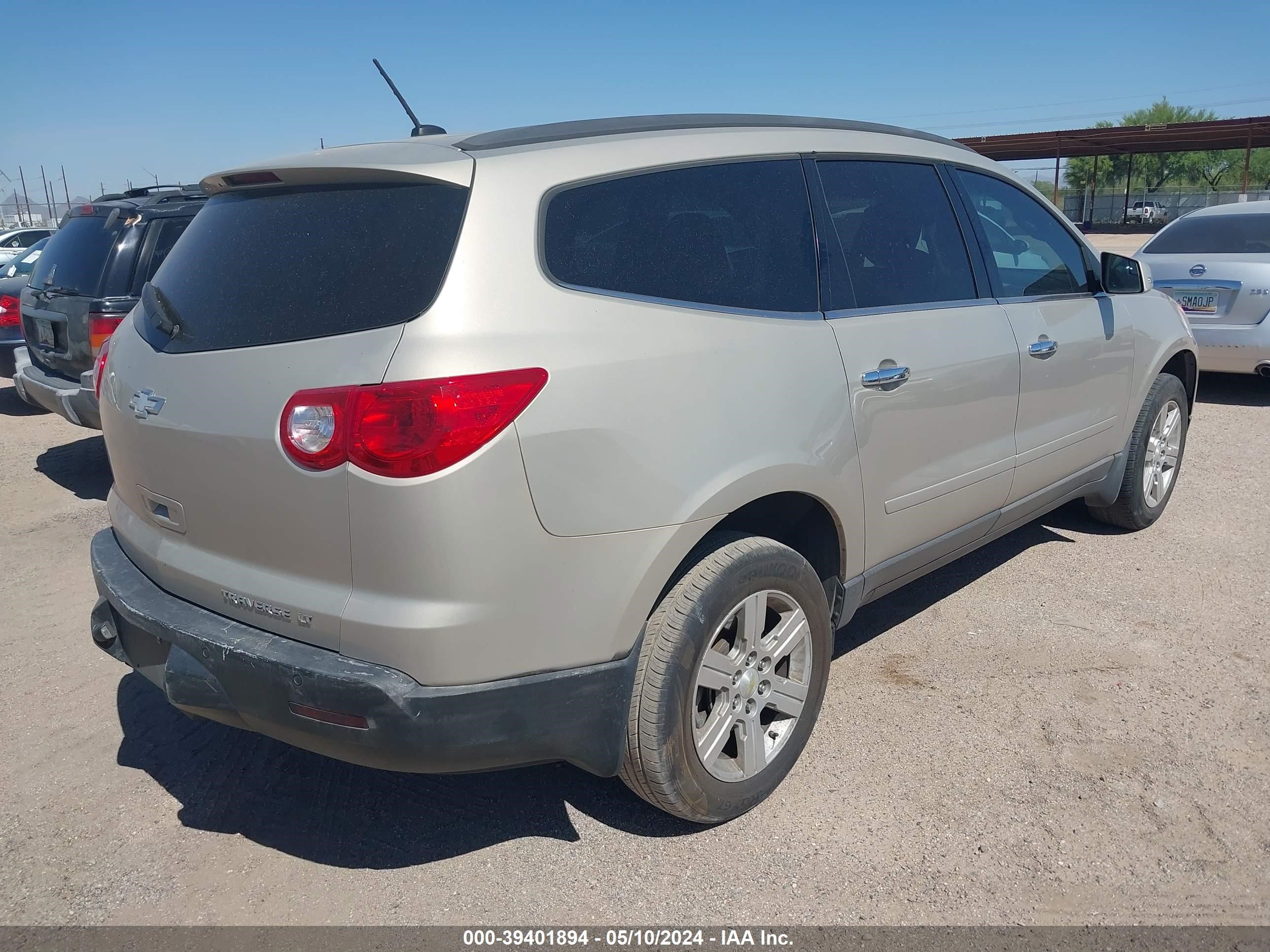 Photo 3 VIN: 1GNLRFED2AJ224259 - CHEVROLET TRAVERSE 