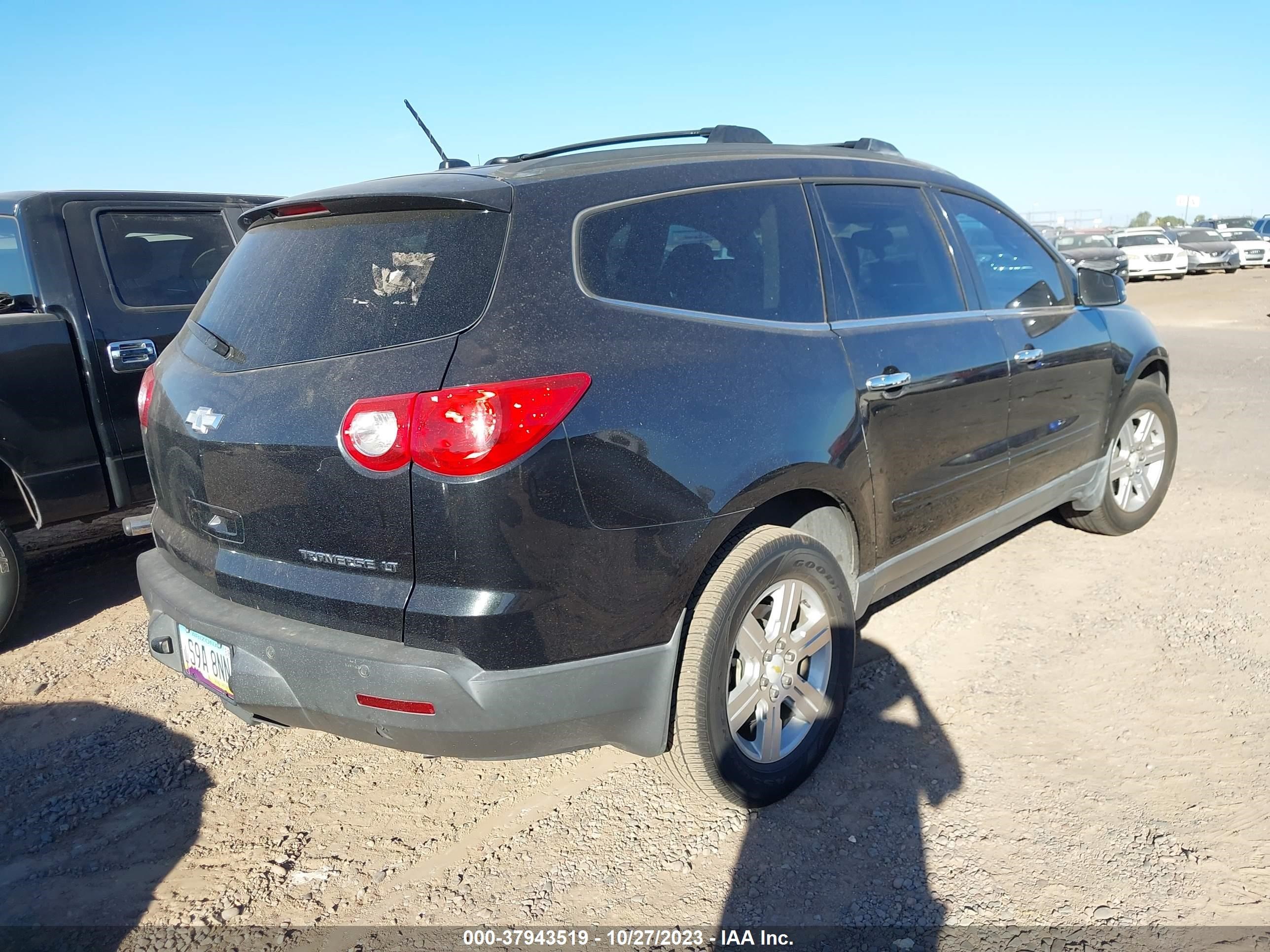 Photo 3 VIN: 1GNLRFED2AJ226139 - CHEVROLET TRAVERSE 