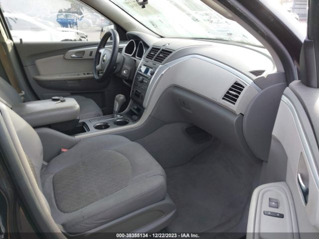 Photo 4 VIN: 1GNLRFED2AJ228540 - CHEVROLET TRAVERSE 