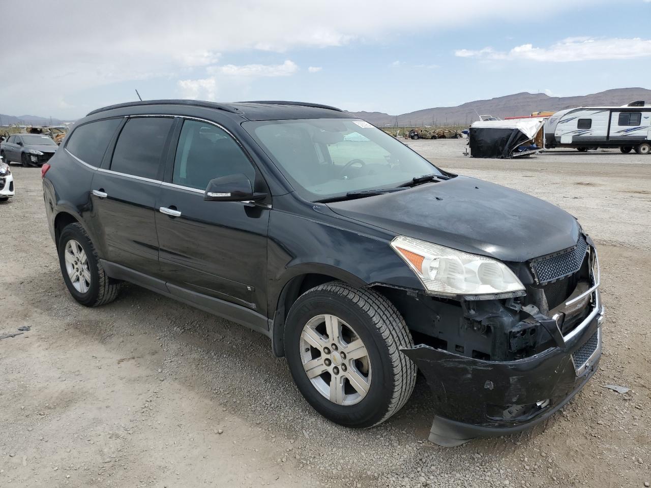 Photo 3 VIN: 1GNLRFED3AS135195 - CHEVROLET TRAVERSE 