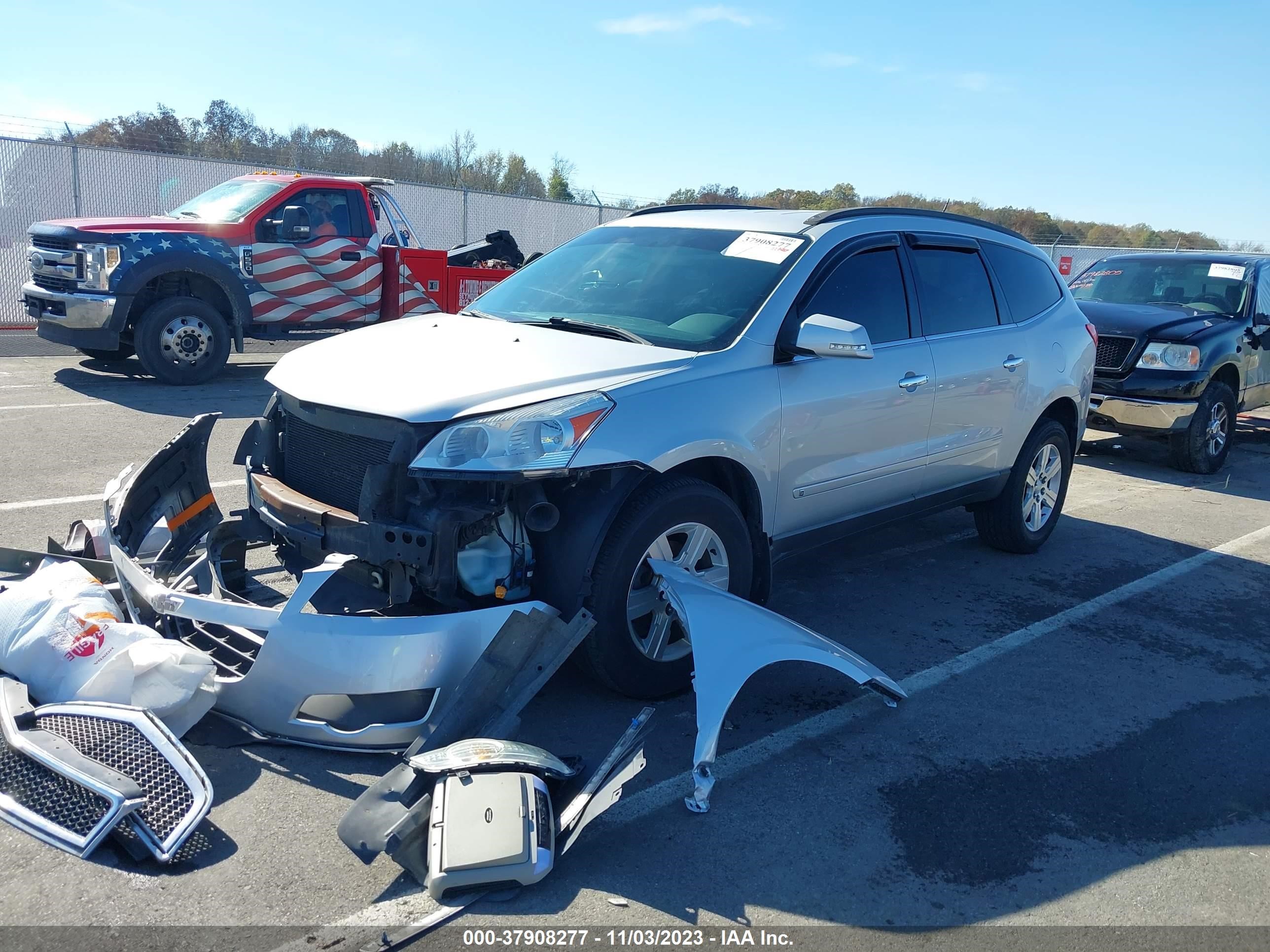 Photo 1 VIN: 1GNLRFED4AS104523 - CHEVROLET TRAVERSE 