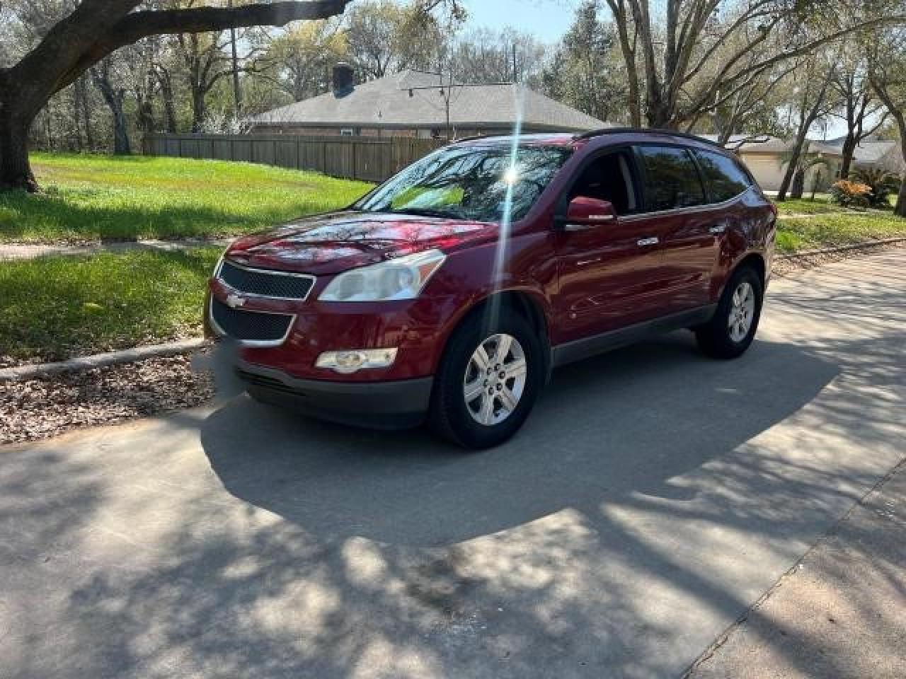 Photo 1 VIN: 1GNLRFED4AS132337 - CHEVROLET TRAVERSE 