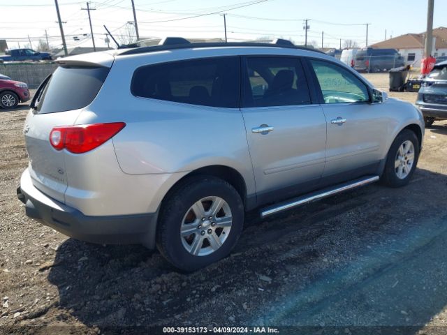 Photo 3 VIN: 1GNLRFED7AJ242143 - CHEVROLET TRAVERSE 