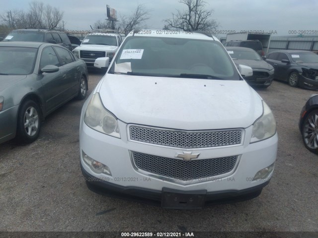 Photo 5 VIN: 1GNLRGED4AS132988 - CHEVROLET TRAVERSE 