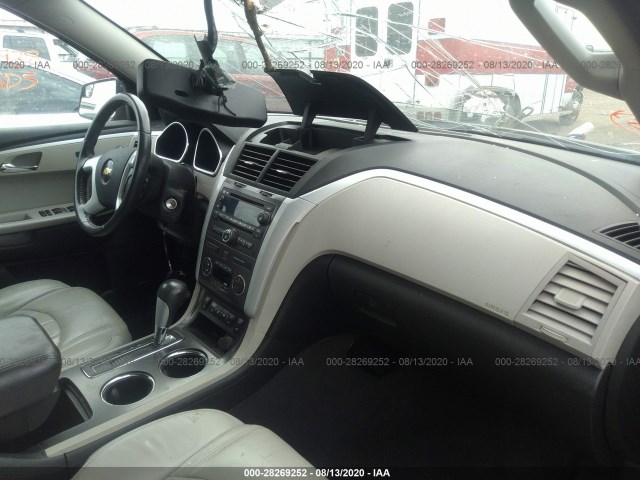 Photo 4 VIN: 1GNLRHED8AJ241997 - CHEVROLET TRAVERSE 