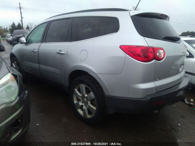 Photo 2 VIN: 1GNLRHEDXAS122701 - CHEVROLET TRAVERSE 