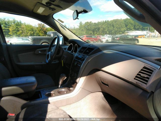 Photo 4 VIN: 1GNLVFED1AS143517 - CHEVROLET TRAVERSE 