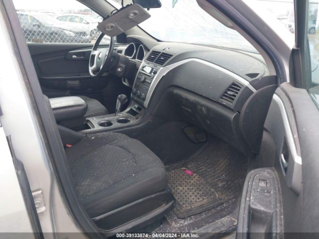 Photo 4 VIN: 1GNLVFED3AJ257430 - CHEVROLET TRAVERSE 