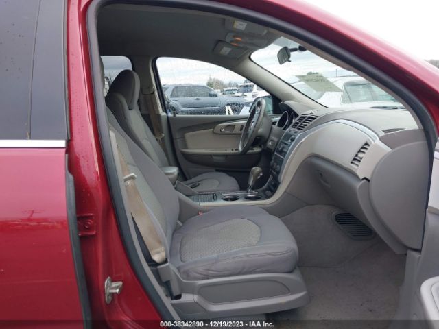 Photo 4 VIN: 1GNLVFED4AJ212030 - CHEVROLET TRAVERSE 