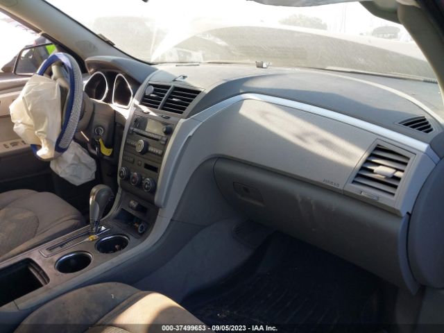 Photo 4 VIN: 1GNLVFED5AJ253864 - CHEVROLET TRAVERSE 