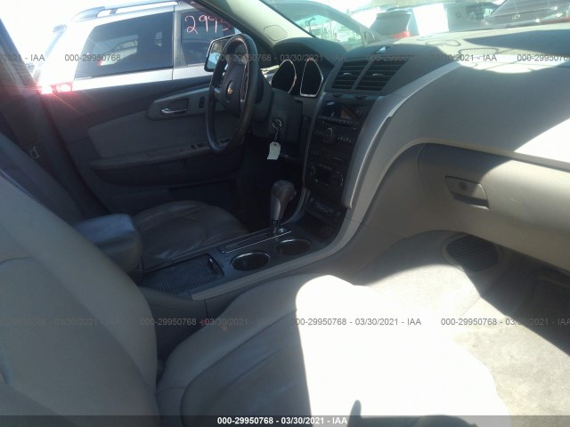 Photo 4 VIN: 1GNLVGED5AS141257 - CHEVROLET TRAVERSE 