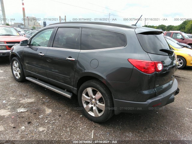 Photo 2 VIN: 1GNLVGED8AS131001 - CHEVROLET TRAVERSE 