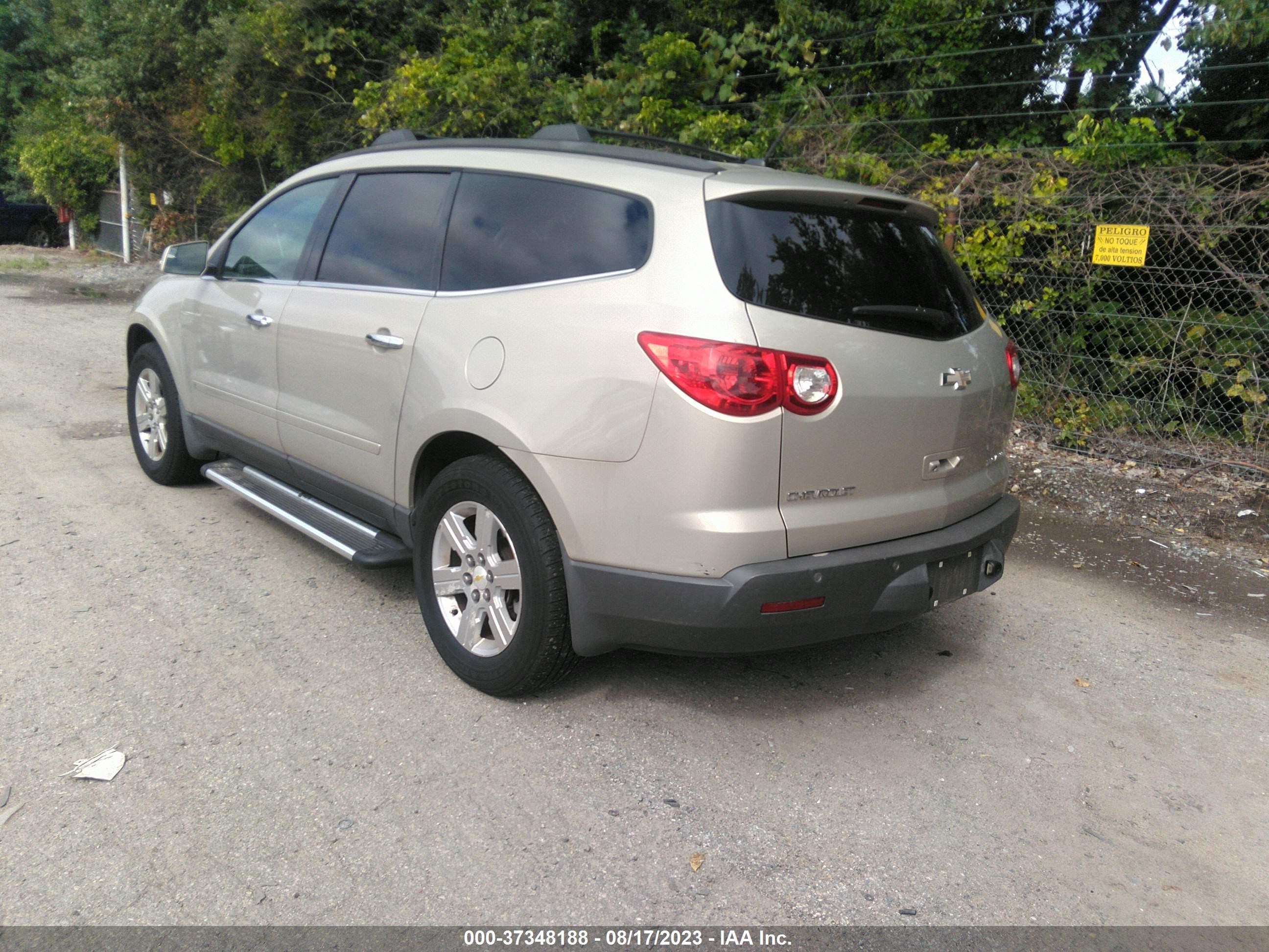 Photo 2 VIN: 1GNLVGEDXAS116824 - CHEVROLET TRAVERSE 