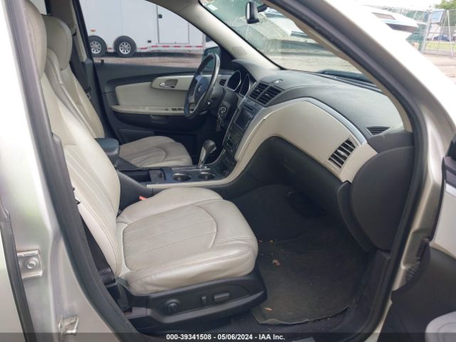 Photo 4 VIN: 1GNLVHED1AS120993 - CHEVROLET TRAVERSE 