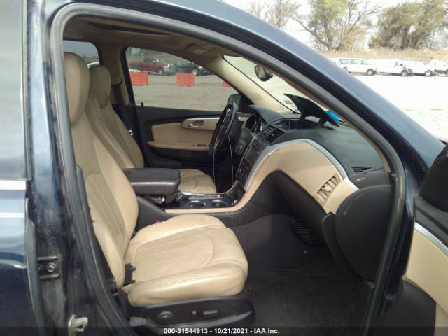 Photo 4 VIN: 1GNLVHED2AJ242235 - CHEVROLET TRAVERSE 