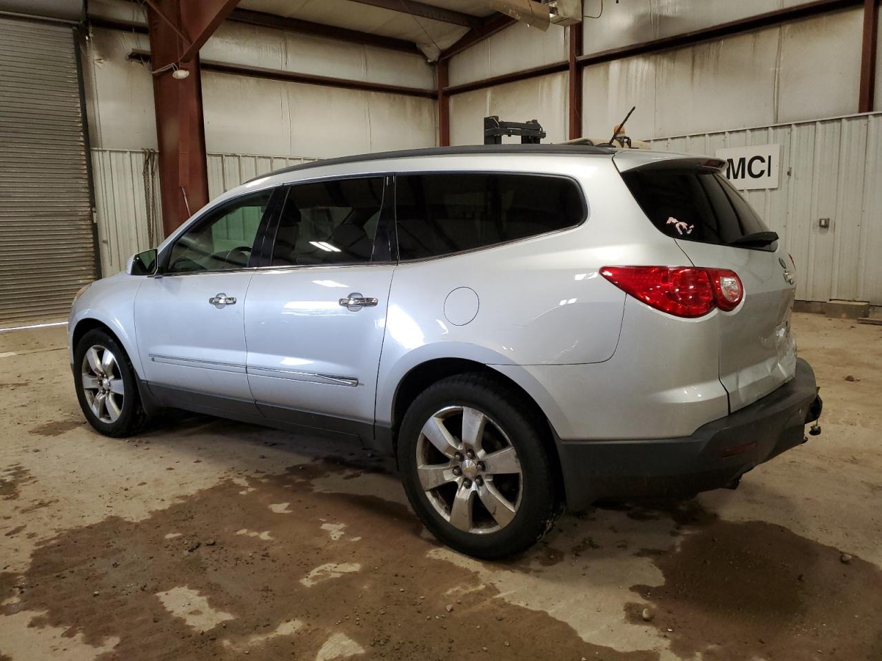 Photo 1 VIN: 1GNLVHED2AS118833 - CHEVROLET TRAVERSE 