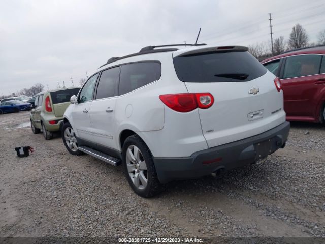 Photo 2 VIN: 1GNLVHED5AS128661 - CHEVROLET TRAVERSE 