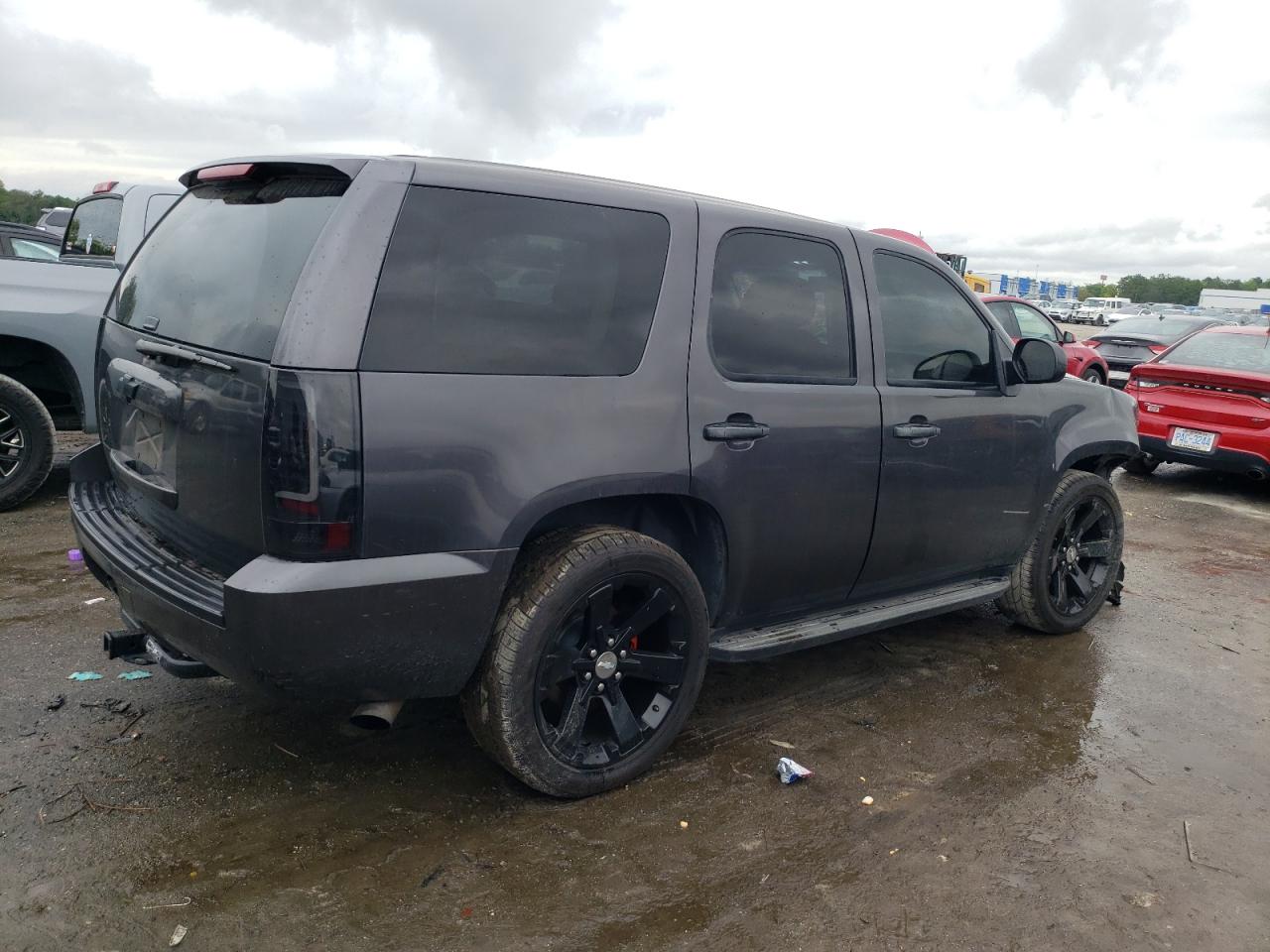 Photo 2 VIN: 1GNMCAE07AR187877 - CHEVROLET TAHOE 