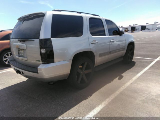 Photo 3 VIN: 1GNMCAE30AR168307 - CHEVROLET TAHOE 