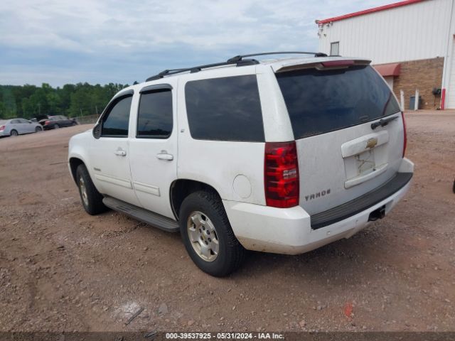 Photo 2 VIN: 1GNMCBE30AR203904 - CHEVROLET TAHOE 