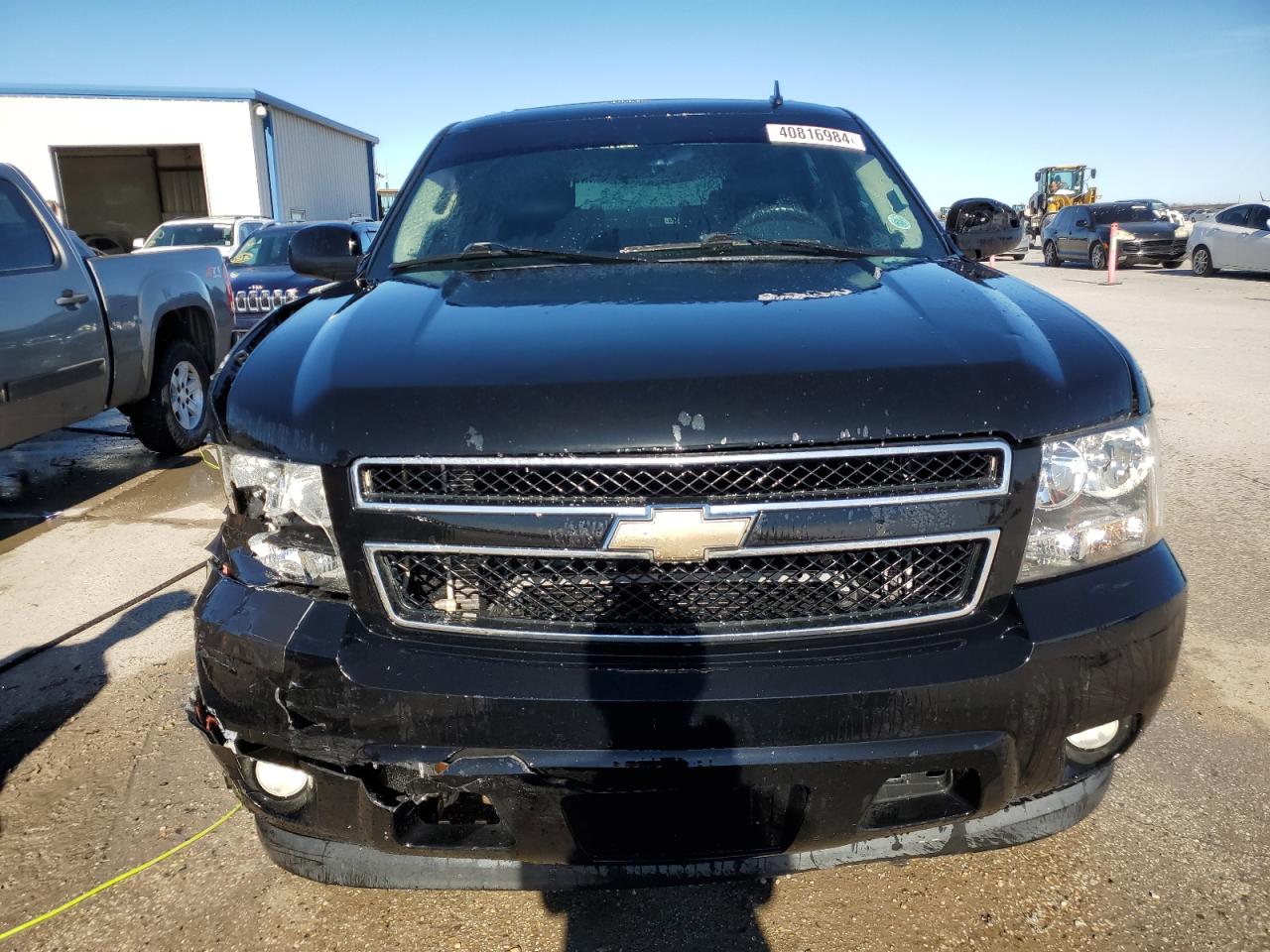 Photo 4 VIN: 1GNMCBE36AR218780 - CHEVROLET TAHOE 