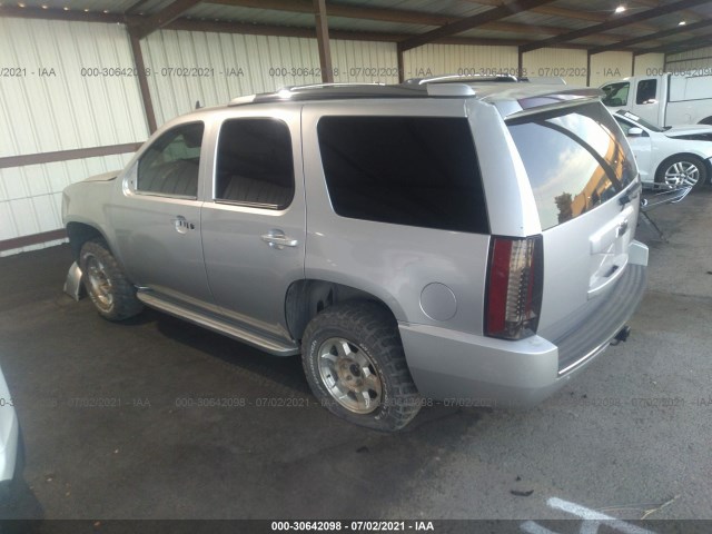 Photo 2 VIN: 1GNMCBE36AR228130 - CHEVROLET TAHOE 