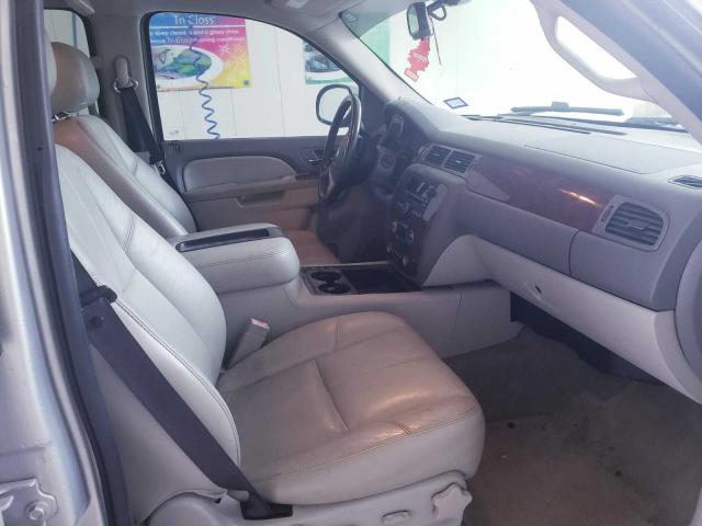 Photo 4 VIN: 1GNMCBE38AR232535 - CHEVROLET TAHOE C150 