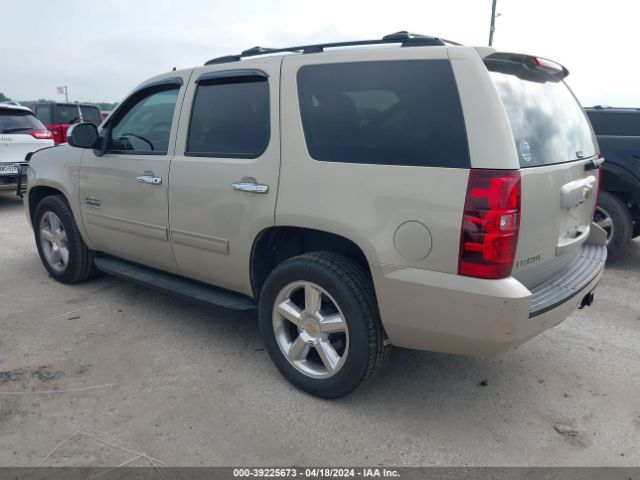 Photo 2 VIN: 1GNSCAE00BR268440 - CHEVROLET TAHOE 