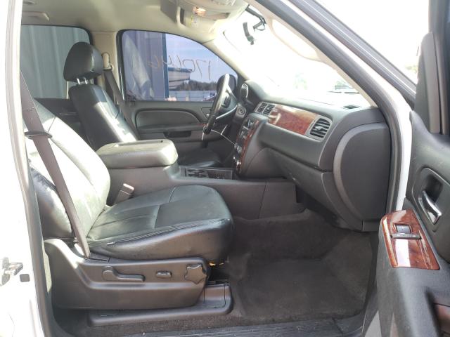 Photo 4 VIN: 1GNSCAE00CR235293 - CHEVROLET TAHOE C150 