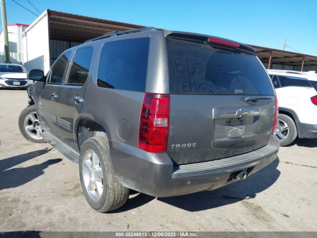 Photo 2 VIN: 1GNSCAE01BR142538 - CHEVROLET TAHOE 