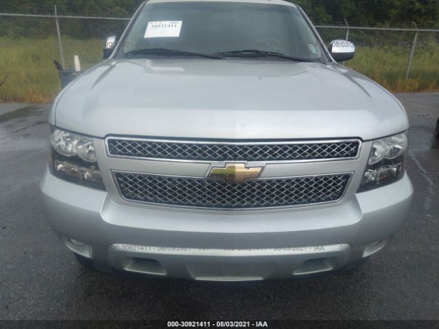 Photo 5 VIN: 1GNSCAE01BR317564 - CHEVROLET TAHOE 