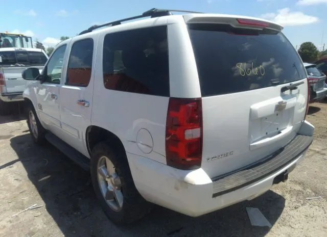 Photo 2 VIN: 1GNSCAE01BR391440 - CHEVROLET TAHOE 