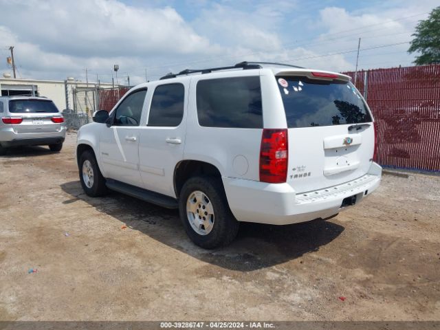 Photo 2 VIN: 1GNSCAE02BR274806 - CHEVROLET TAHOE 